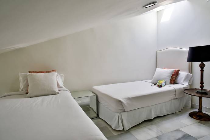 Imagen de la habitación del Hotel Limehome Madrid Sol. Foto 3