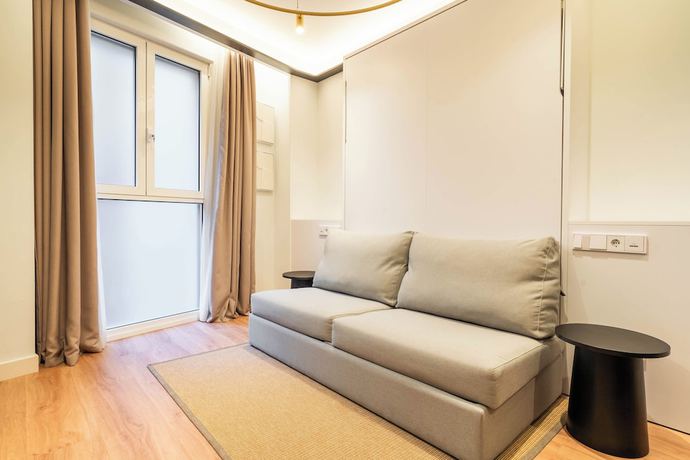 Imagen de la habitación del Hotel Limehome San Sebastian Zubieta Kalea. Foto 2