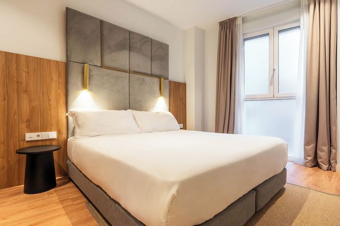 Imagen de la habitación del Hotel Limehome San Sebastian Zubieta Kalea. Foto 3