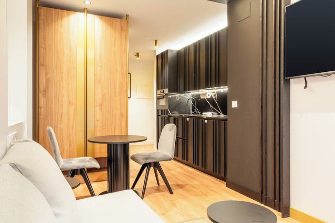 Imagen de la habitación del Hotel Limehome San Sebastian Zubieta Kalea. Foto 6