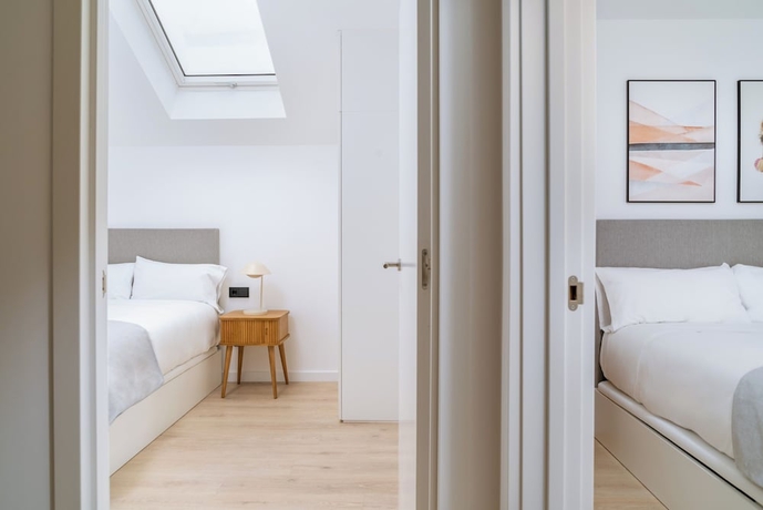 Imagen de la habitación del Hotel Limehome Santiago de Compostela. Foto 12