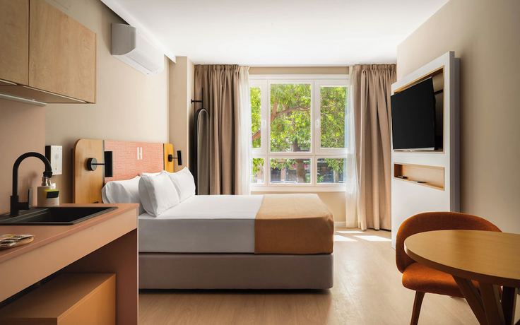 Imagen de la habitación del Hotel Limehome Valencia Gran Via del Marques. Foto 4
