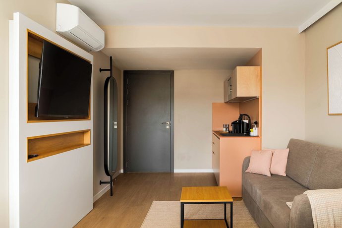 Imagen de la habitación del Hotel Limehome Valencia Gran Via del Marques. Foto 5