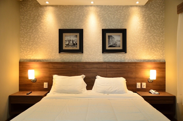 Imagen de la habitación del Hotel Limeira Su&iacute;tes. Foto 5