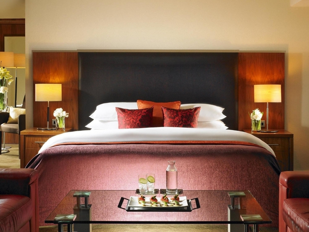 Imagen de los exteriores del Hotel Limerick Strand. Foto 13