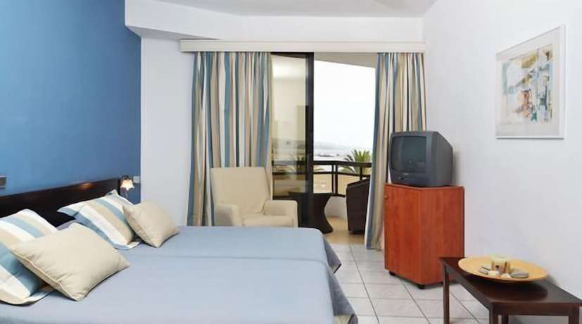 Imagen de la habitación del Hotel Limira Mare. Foto 7