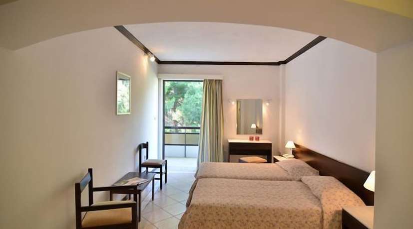 Imagen de la habitación del Hotel Limira Mare. Foto 17