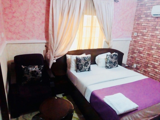 Imagen de la habitación del Hotel Limoh Suites. Foto 2