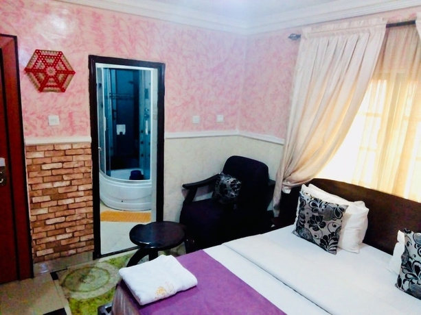 Imagen de la habitación del Hotel Limoh Suites. Foto 3