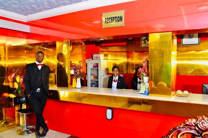 Imagen de los interiores del Hotel Limoh Suites. Foto 16