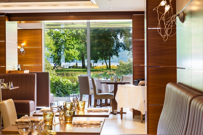 Imagen del bar/restaurante del Hotel L'impérial Palace. Foto 4