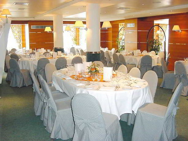 Imagen de los interiores del Hotel L'impérial Palace. Foto 16