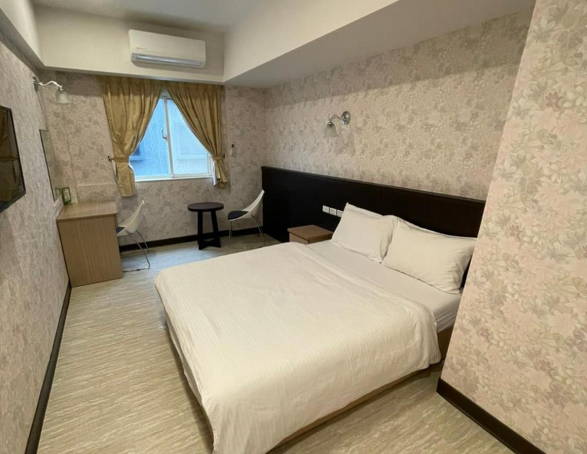 Imagen general del Hotel 苓旅-站前 Lin Inn TMS. Foto 1