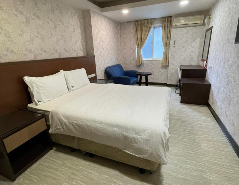 Imagen general del Hotel 苓旅-站前 Lin Inn TMS. Foto 22