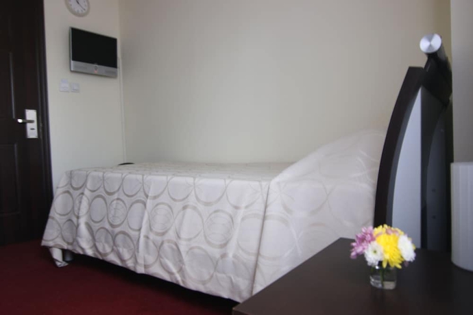 Imagen de la habitación del Hotel Lina. Foto 8