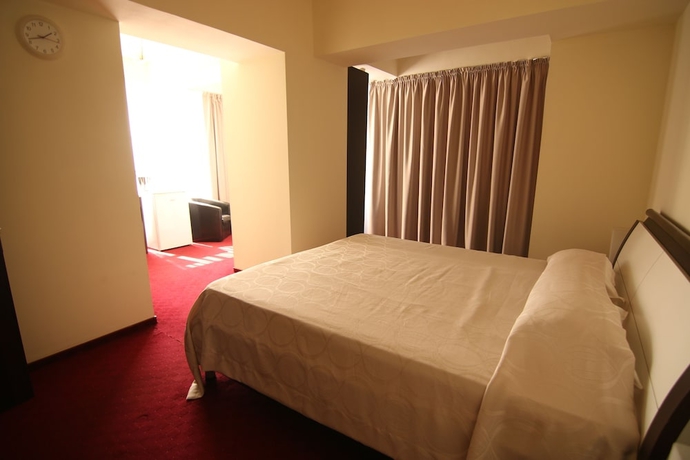 Imagen de la habitación del Hotel Lina. Foto 11