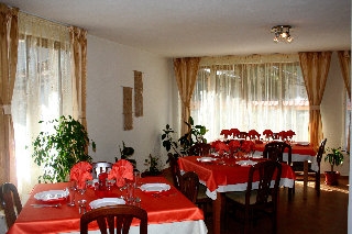 Imagen del bar/restaurante del Hotel Lina Guest house. Foto 6