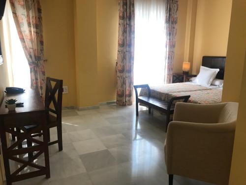 Imagen de la habitación del Hotel Lince. Foto 13