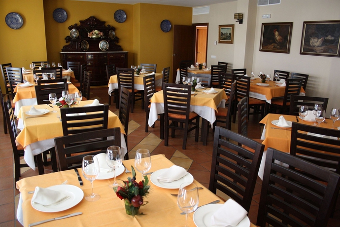 Imagen del bar/restaurante del Hotel Lince. Foto 10