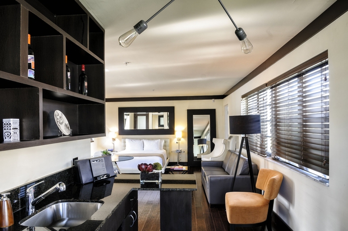 Imagen de los interiores del Hotel Lincoln Arms Suites. Foto 11