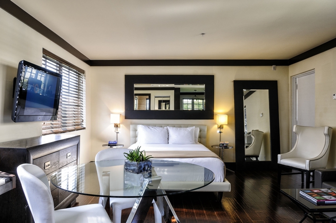 Imagen de los interiores del Hotel Lincoln Arms Suites. Foto 12