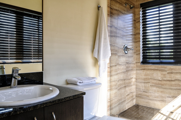 Imagen de la habitación del Hotel Lincoln Arms Suites. Foto 4