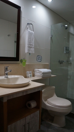 Imagen de la habitación del Hotel Lincoln. Foto 16