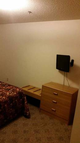 Imagen de la habitación del Hotel Lincoln Host Motor Inn, Escanaba. Foto 3