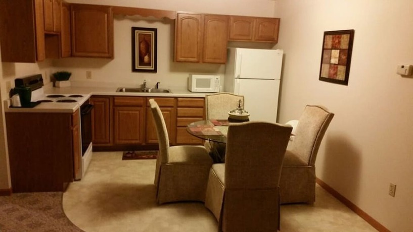 Imagen de la habitación del Hotel Lincoln Host Motor Inn, Escanaba. Foto 14
