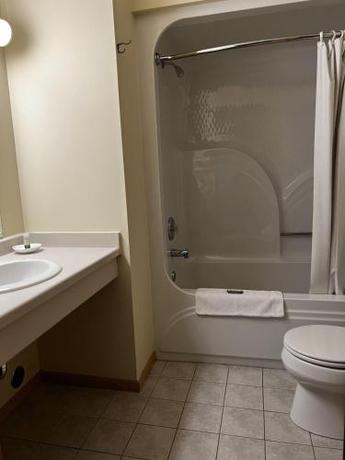 Imagen general del Hotel Lincoln Host Motor Inn, North Town. Foto 3