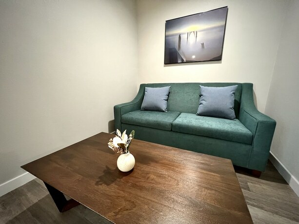 Imagen general del Hotel Lincoln Inn. Foto 2