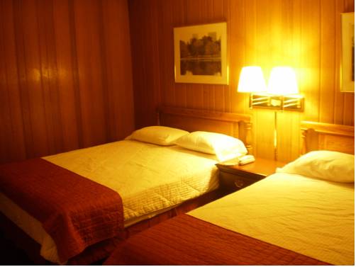Imagen de la habitación del Hotel Lincoln Lodge. Foto 4