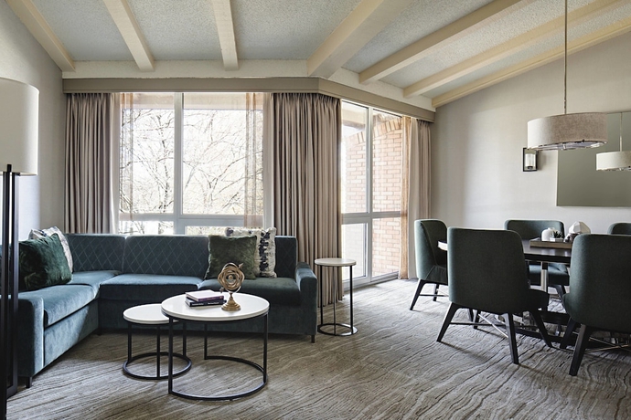 Imagen de la habitación del Hotel Lincolnshire Marriott Resort. Foto 14