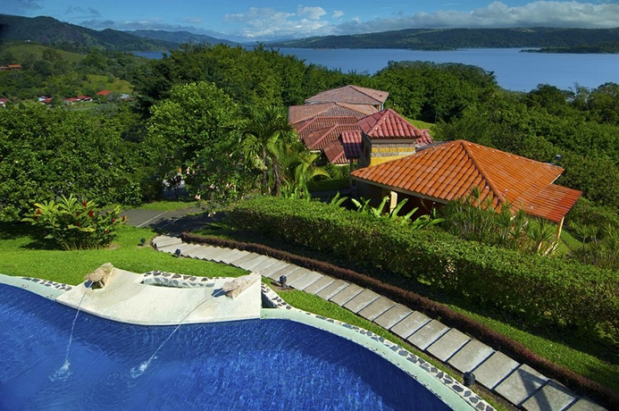 Imagen de los exteriores del Hotel Linda Vista. Foto 15