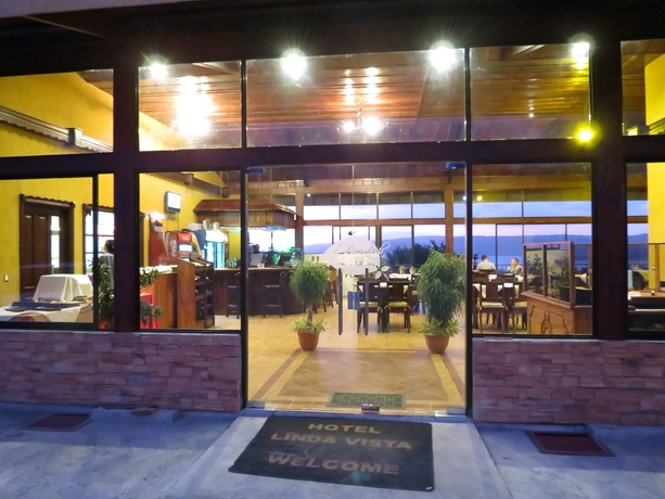 Imagen del bar/restaurante del Hotel Linda Vista. Foto 9