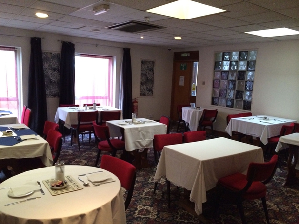 Imagen del bar/restaurante del Hotel Lindal. Foto 3