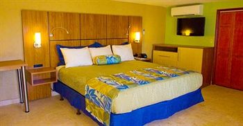 Imagen de los exteriores del Hotel Lindbergh Bay and Villas. Foto 15