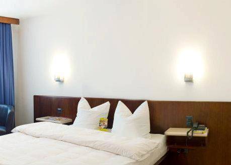 Imagen de la habitación del Hotel Linde, BADEN. Foto 3