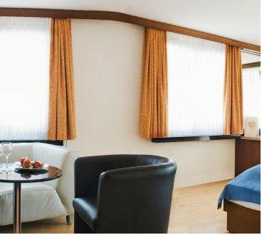 Imagen de la habitación del Hotel Linde, BADEN. Foto 6