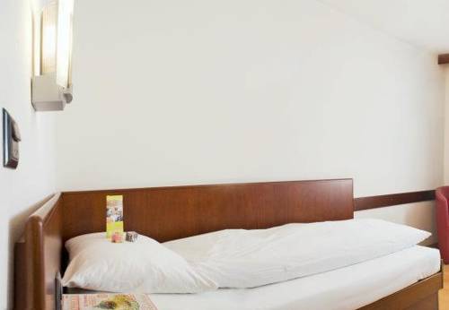 Imagen de la habitación del Hotel Linde, BADEN. Foto 11