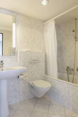 Imagen de la habitación del Hotel Linde, Einsiedeln. Foto 8