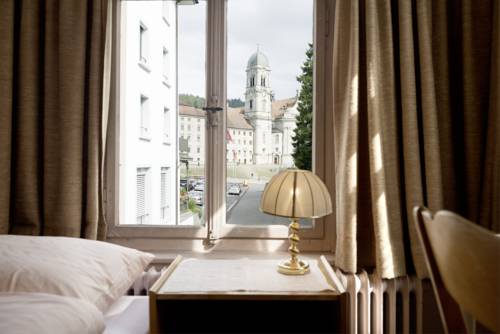 Imagen de la habitación del Hotel Linde, Einsiedeln. Foto 11
