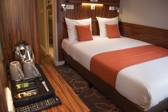 Imagen de la habitación del Hotel Linden. Foto 9