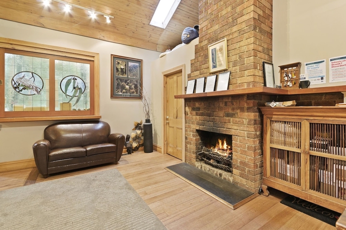 Imagen del bar/restaurante del Hotel Linden Gardens Rainforest Retreat. Foto 2