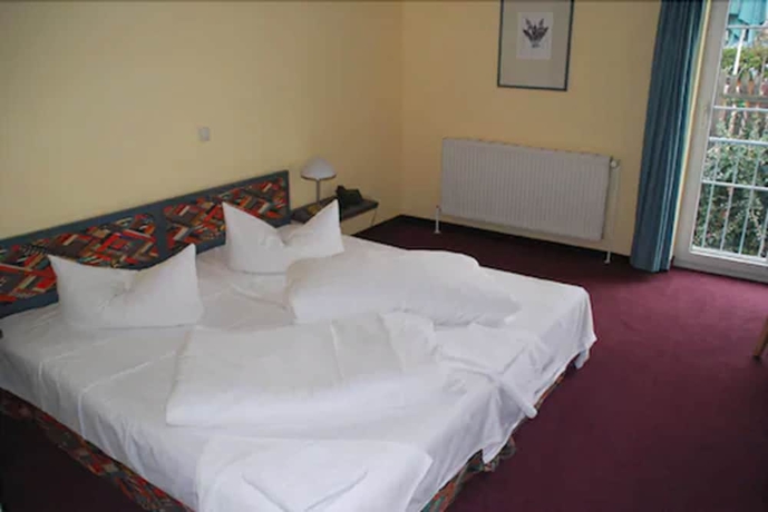 Imagen de la habitación del Hotel Lindenberger Hof, Ahrensfelde. Foto 12