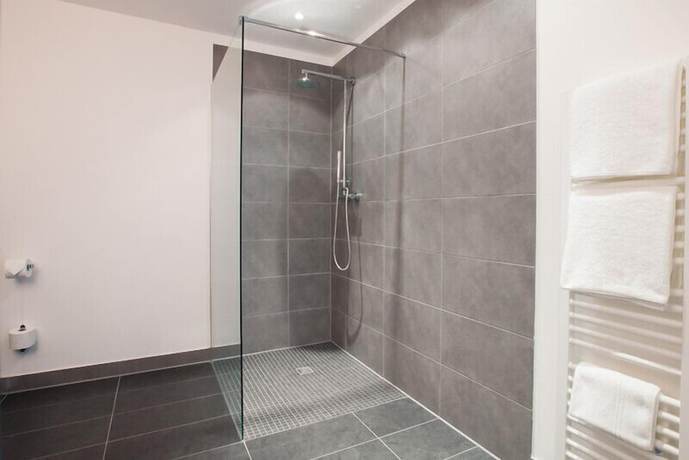 Imagen de la habitación del Hotel Lindenhof, Bellinghoven. Foto 18