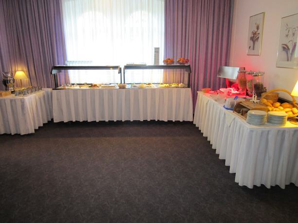 Imagen del bar/restaurante del Hotel Lindenhof, Königstein. Foto 3