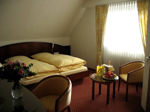 Imagen de la habitación del Hotel Lindenhof, Moenchengladbach. Foto 3