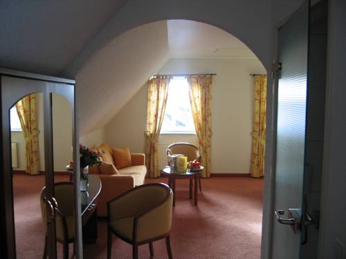 Imagen de la habitación del Hotel Lindenhof, Moenchengladbach. Foto 5