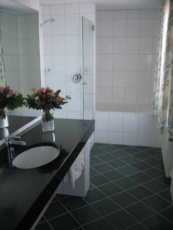 Imagen de la habitación del Hotel Lindenhof, Moenchengladbach. Foto 15